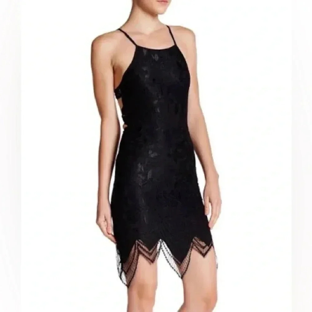 Misguided Size 10 black bodycon lace dress sleeveless